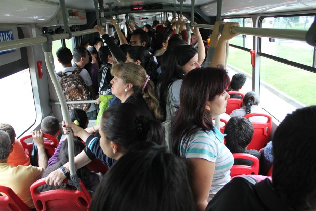 How to use Bogotas Transmilenio system 2